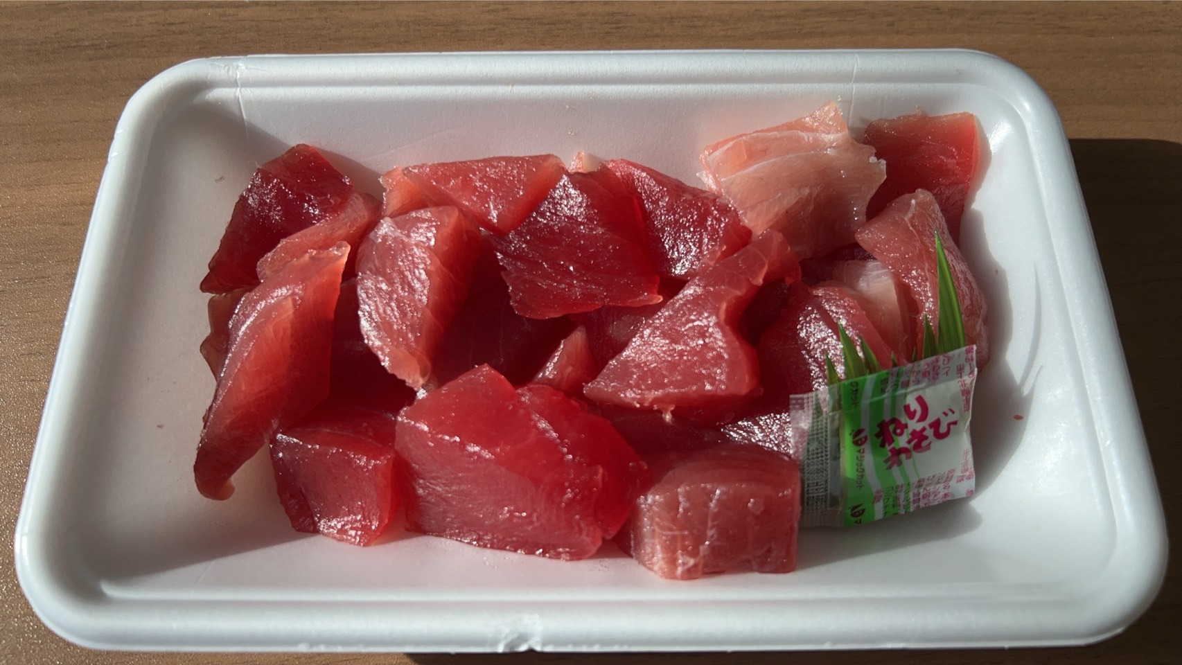 12/12(金)
本日の特売のお知らせです✨
🐟 和歌山県産 バチマグロ山かけ
1パック 税込500円!
新鮮でねっとり美味しいバチマグロを贅沢に山かけにしました😋
本日 11時から販売スタート!
数量限定につき、お早めにお越しください🙏
皆さまのご来店お待ちしております✨
#鉢マグロ
#山かけ
#数量限定
#本日特売
#和歌山県産