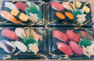 \本日11時から‼️ 特売情報🐟✨/
お好きな商品を選べる大人気企画です♪
🍴お好きな惣菜
3パックで1,000円
限定60台
🍣お好きな握り寿司
2パックで1,000円
限定50台
🐟お好きなマグロ山かけ
1パック 500円
限定30台
お昼ごはんや夕食の一品にいかがですか?
数量限定のため、なくなり次第終了となります🙇♀️
お早めのご来店をお待ちしております!
#さかなやマルカ
#特売
#惣菜
#握り寿司
#マグロ山かけ