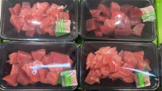 🕒 本日15時スタート！

本日のおすすめ✨

🍚 山かけ　1パック 500円
🐟 天然本鮪
🐟 インドマグロ
🐟 鉢マグロ

🦪 岩牡蠣　1個 200円

数量限定ですので、お早めにどうぞ！
皆さまのご来店をお待ちしております😊

#マグロ 
#天然本鮪 
インドマグロ 
#鉢マグロ 
#山かけ 
#岩牡蠣
